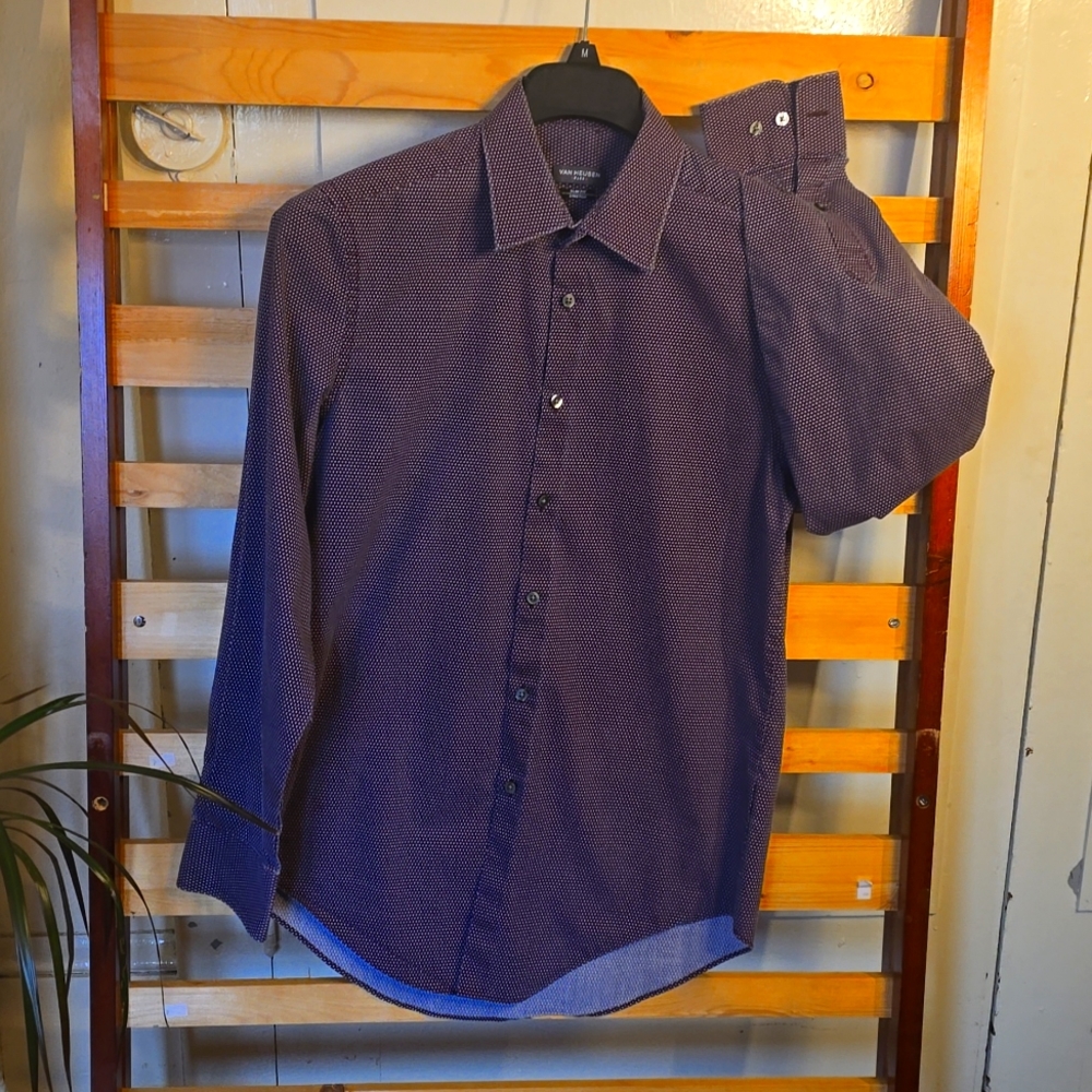 Van Heusen Flex Long Sleeve Button Down Slim Fit Stretch Red White Blue Pattern